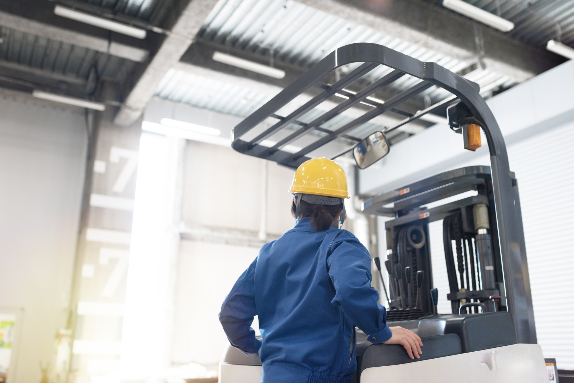 電動フォークリフト 複数台